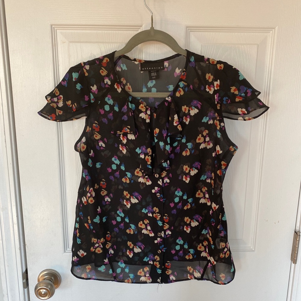 Black Floral Light Top S